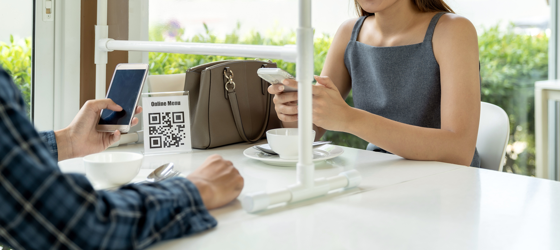 AtlasIED contactless service adopted by restaurants in 2020 to remain post-pandemic